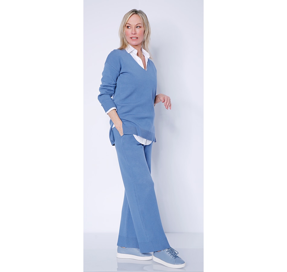 Image 485033_SEBZ.jpg, Product 485-033 / Price $69.33, Brian Bailey 2-Piece Sweater Knit V-Neck Tunic and Pant Lounge Set from Brian Bailey on TSC.ca's Fashion department