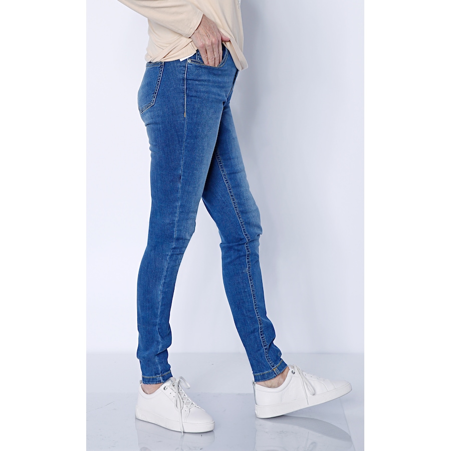 Image 485034_ALTMORE1.jpg, Product 485-034 / Price $110.00, Brian Bailey 5-Pocket Slim Jean from Brian Bailey on TSC.ca's Fashion department