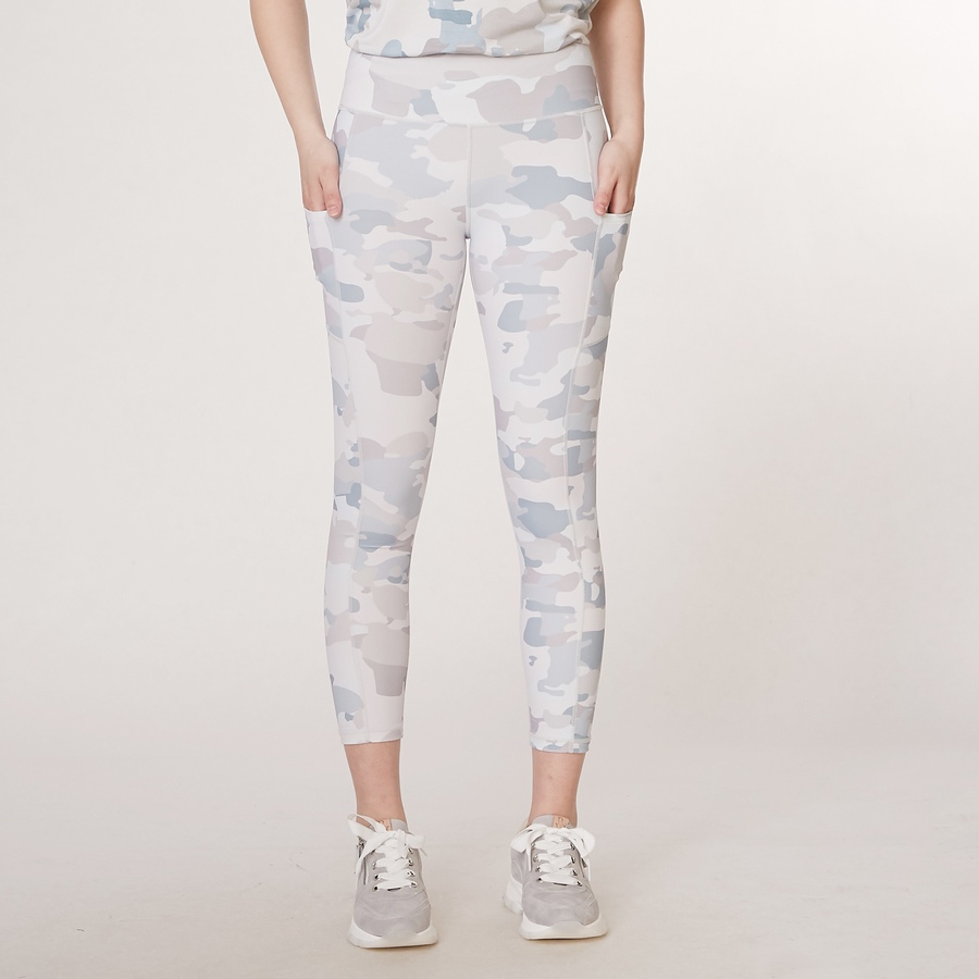 Image 485717_SPABS.jpg, Product 485-717 / Price $19.33, Laurier & Co. The Lift 7/8 Pocket Leggings from Laurier & Co on TSC.ca's Fashion department