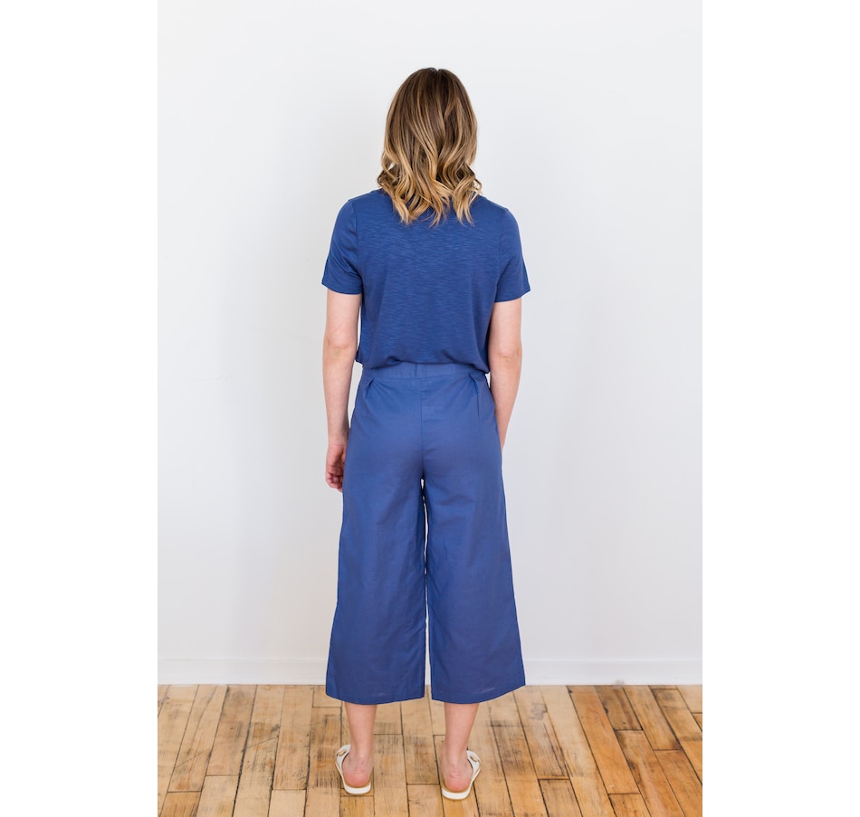 Image 486231_ALTMORE1.jpg, Product 486-231 / Price $39.33, Nado Pocket Front Flared Capri Pant from Nado on TSC.ca's Fashion department