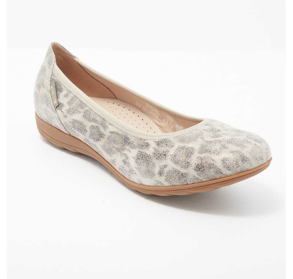 Clothing & Shoes - Shoes - Flats & Loafers - Mephisto Shoes Emilie Flat ...