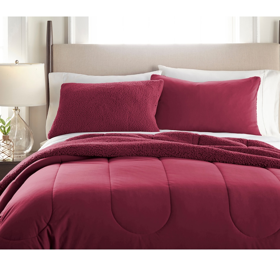 Image 486901_ALTMORE5.jpg, Product 486-901 / Price $29.88 - $34.88, Home Suite Micro Flannel Reverse Dyed to Match Sherpa Comforter 3-Piece Set from Home Suite on TSC.ca's Home & Garden department