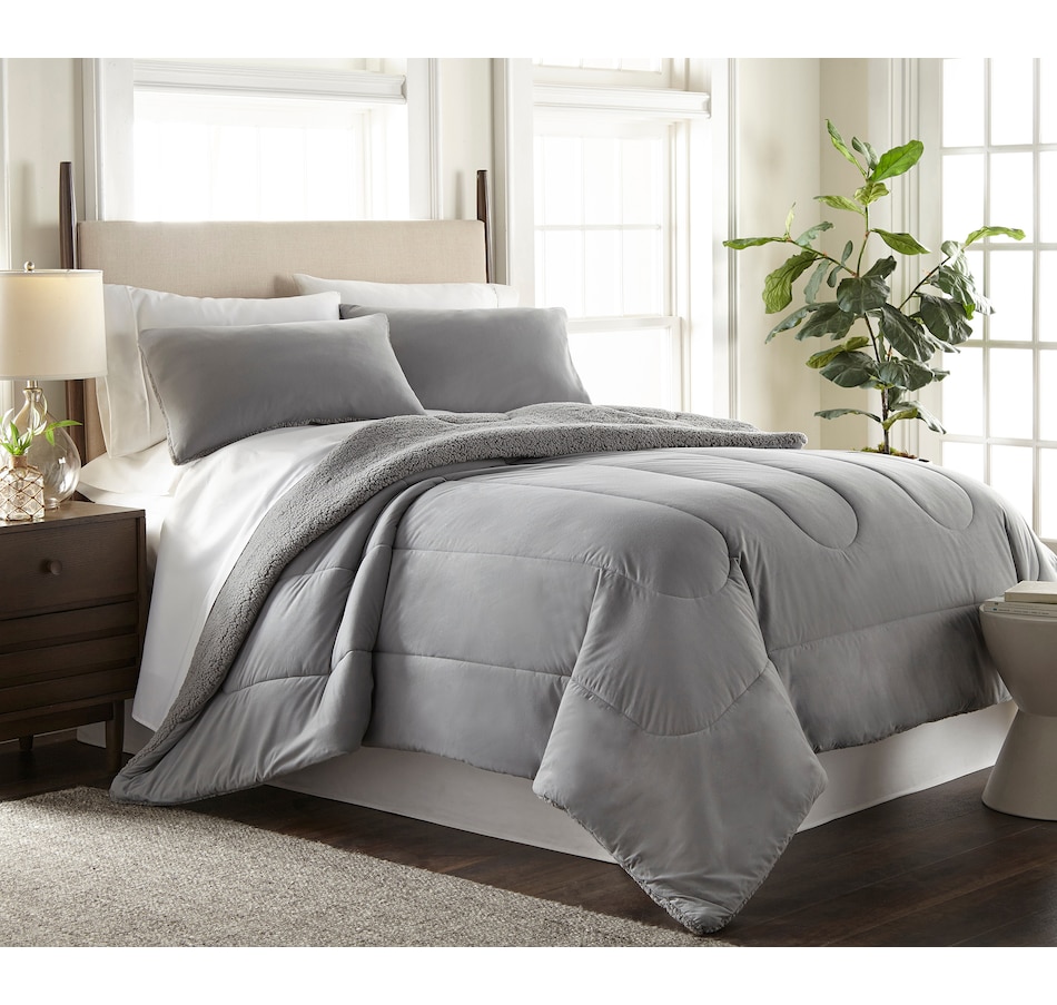 Image 486901_GYSNE.jpg, Product 486-901 / Price $29.88 - $34.88, Home Suite Micro Flannel Reverse Dyed to Match Sherpa Comforter 3-Piece Set from Home Suite on TSC.ca's Home & Garden department