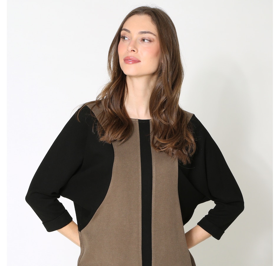 Image 486933_OLI.jpg, Product 486-933 / Price $31.33, Red Coral Colour Block Hi-Low Top from Red Coral Fashions on TSC.ca's Fashion department