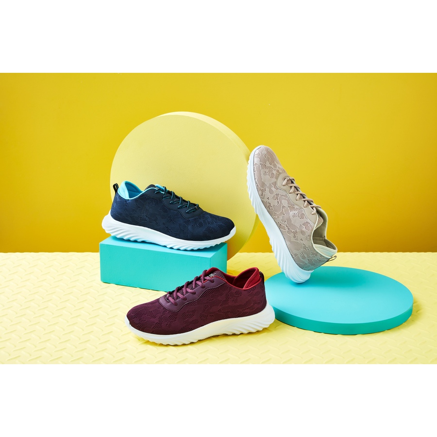 Image 489091_ALTMORE37.jpg, Product 489-091 / Price $15.33, Tony Little Cheeks Multi-Sport Trainer with Transfer Zone Technology from Tony Little on TSC.ca's Shoes department