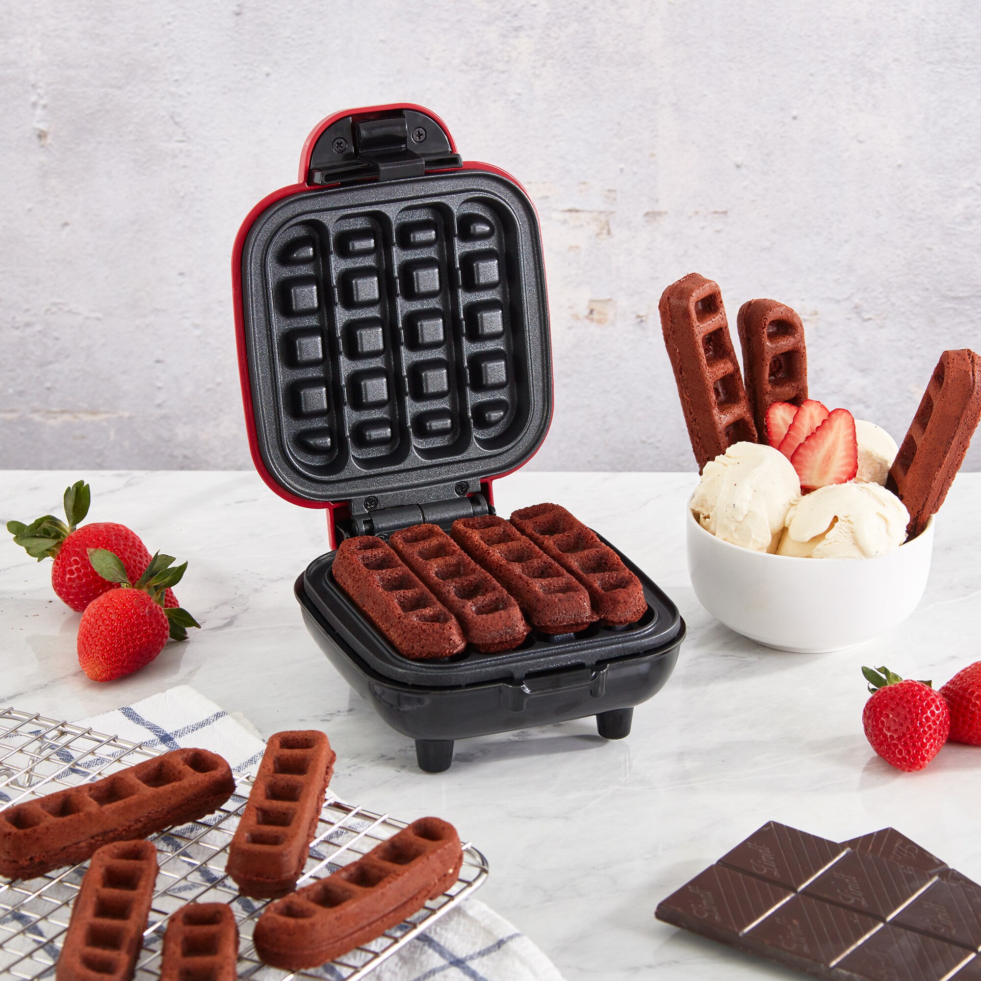 gingerbread dash waffle maker