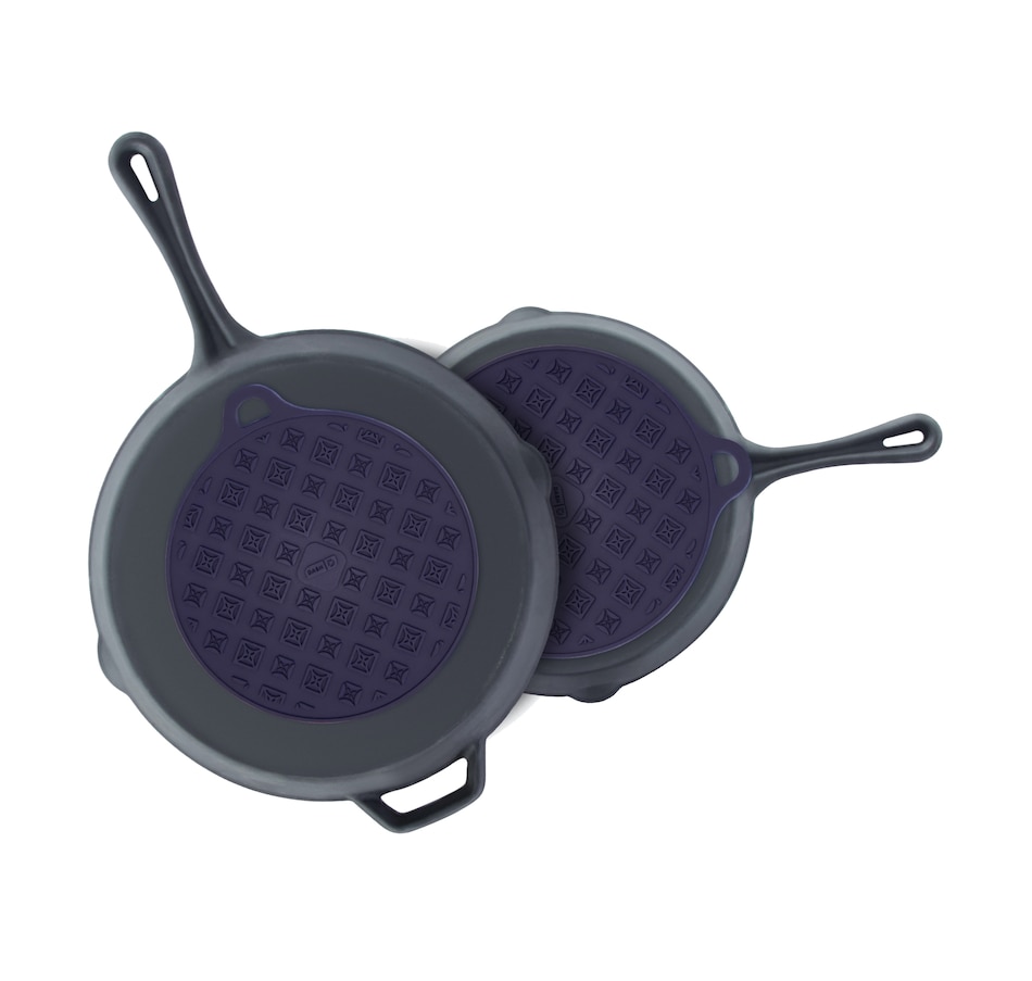 Image 489643_ALTMORE3.jpg, Product 489-643 / Price $19.99, DASH 2-Pack Magnetic Silicone Trivet from Dash Kitchen on TSC.ca's Kitchen department