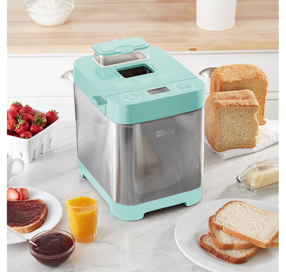 tsc.ca - Dash 1.5 lb. Everyday Bread Maker