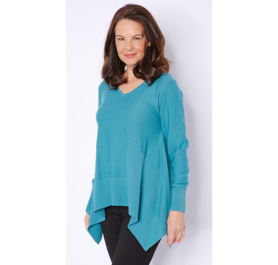 Image 490714_ALTMORE1.jpg, Product 490-714 / Price $29.33, Joan Rivers Classics Collection Swing Style V-Neck Sweater from Joan Rivers on TSC.ca's Clothing & Shoes department