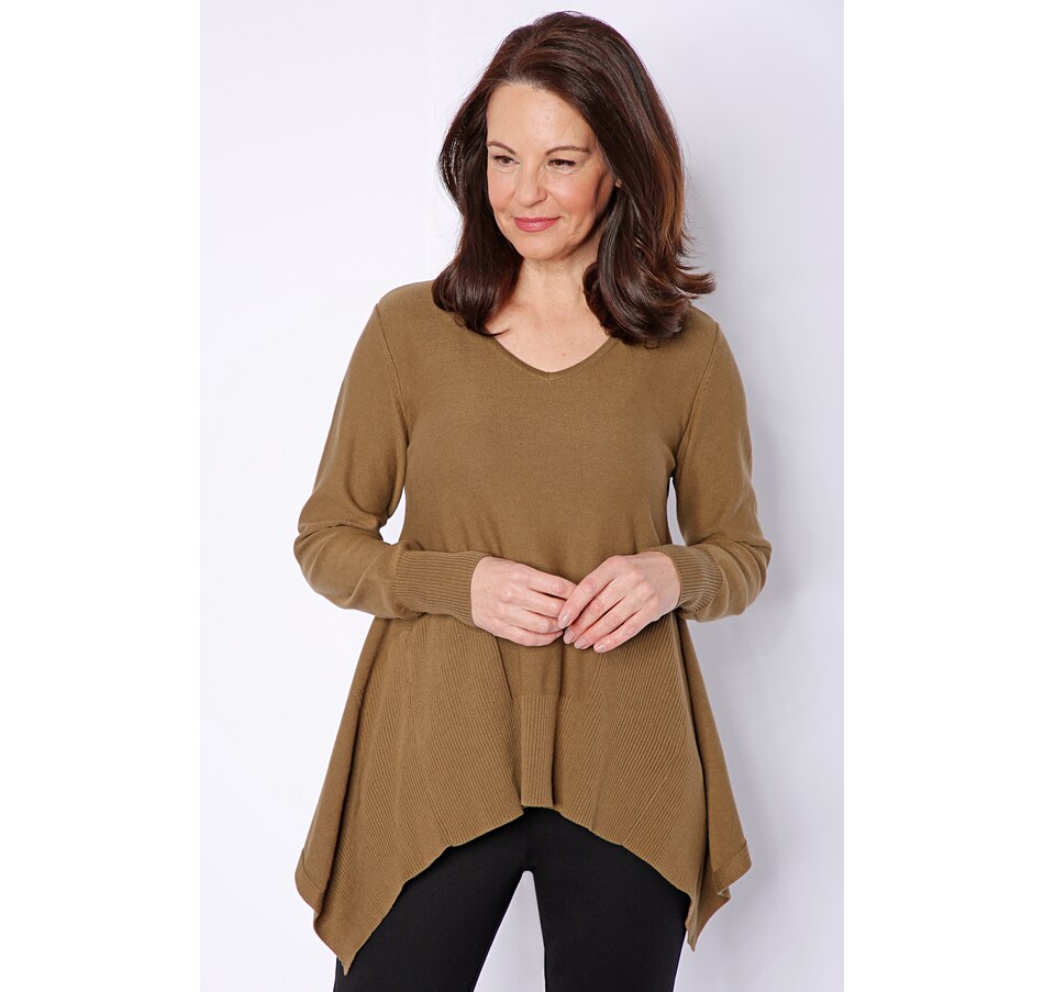 Image 490714_ALTMORE3.jpg, Product 490-714 / Price $29.33, Joan Rivers Classics Collection Swing Style V-Neck Sweater from Joan Rivers on TSC.ca's Clothing & Shoes department