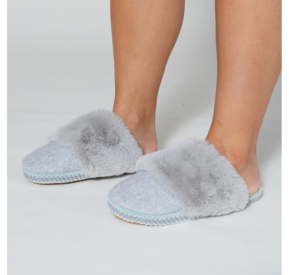 Image 505119_HIGRE.jpg, Product 505-119 / Price $24.00, Cuddl Duds Soft Felt Scuff Slipper from Cuddl Duds on TSC.ca's Shoes department