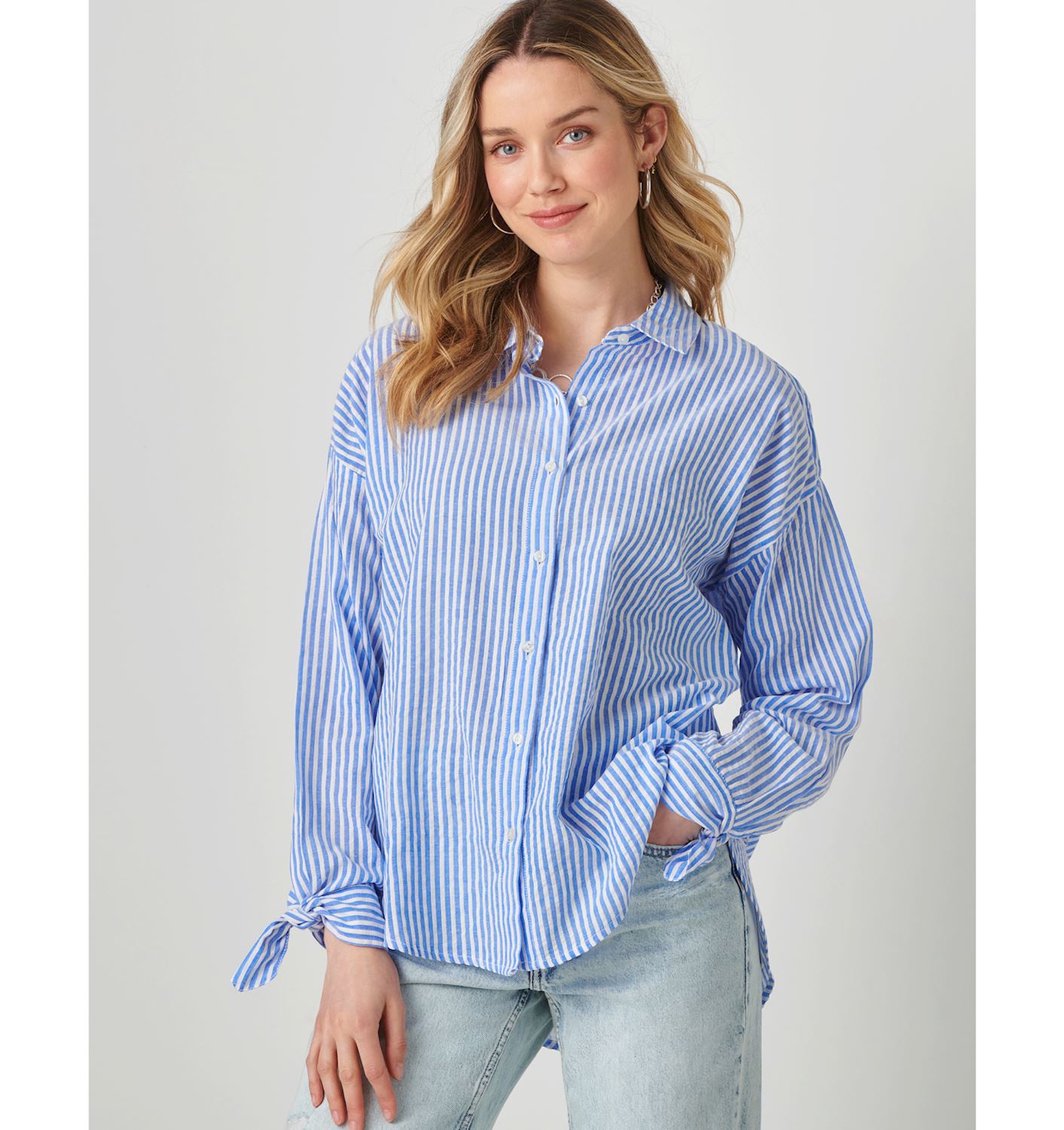 Charlie Paige Seer Sucker Button Front Blouse - TSC.ca