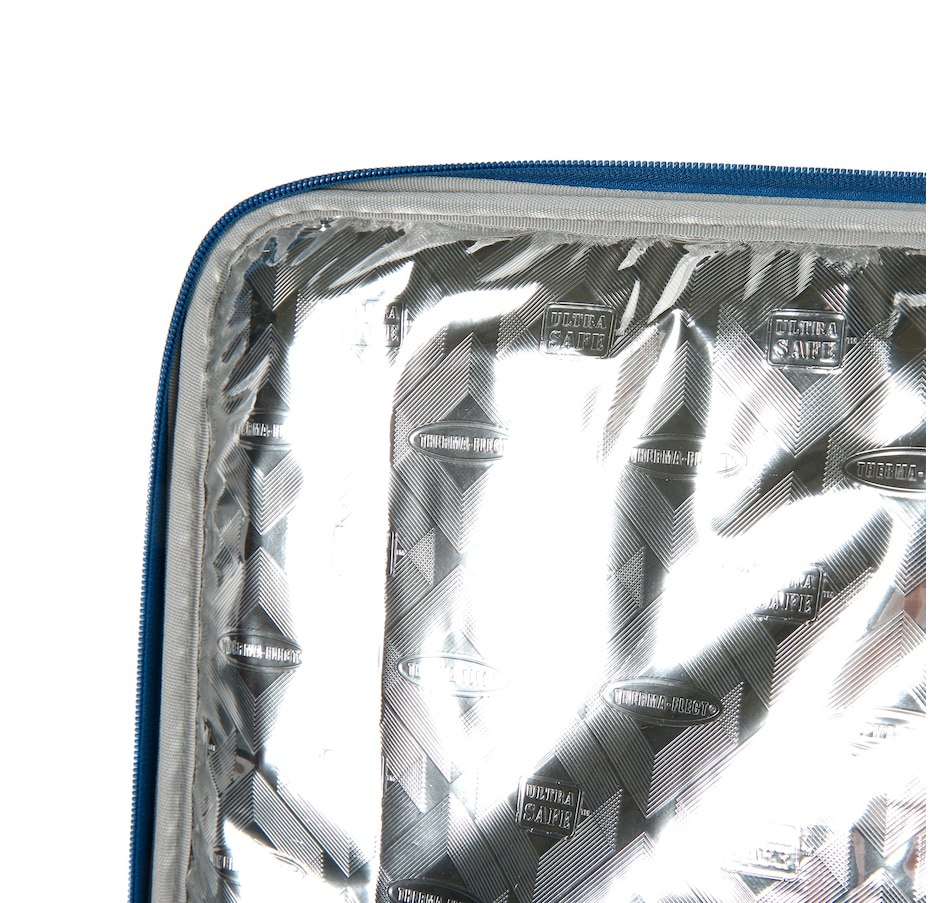 Image 505725_ALTMORE5.jpg, Product 505-725 / Price $39.99, California Innovations Expandable Thermal Carrier from California Innovations on TSC.ca's Kitchen department
