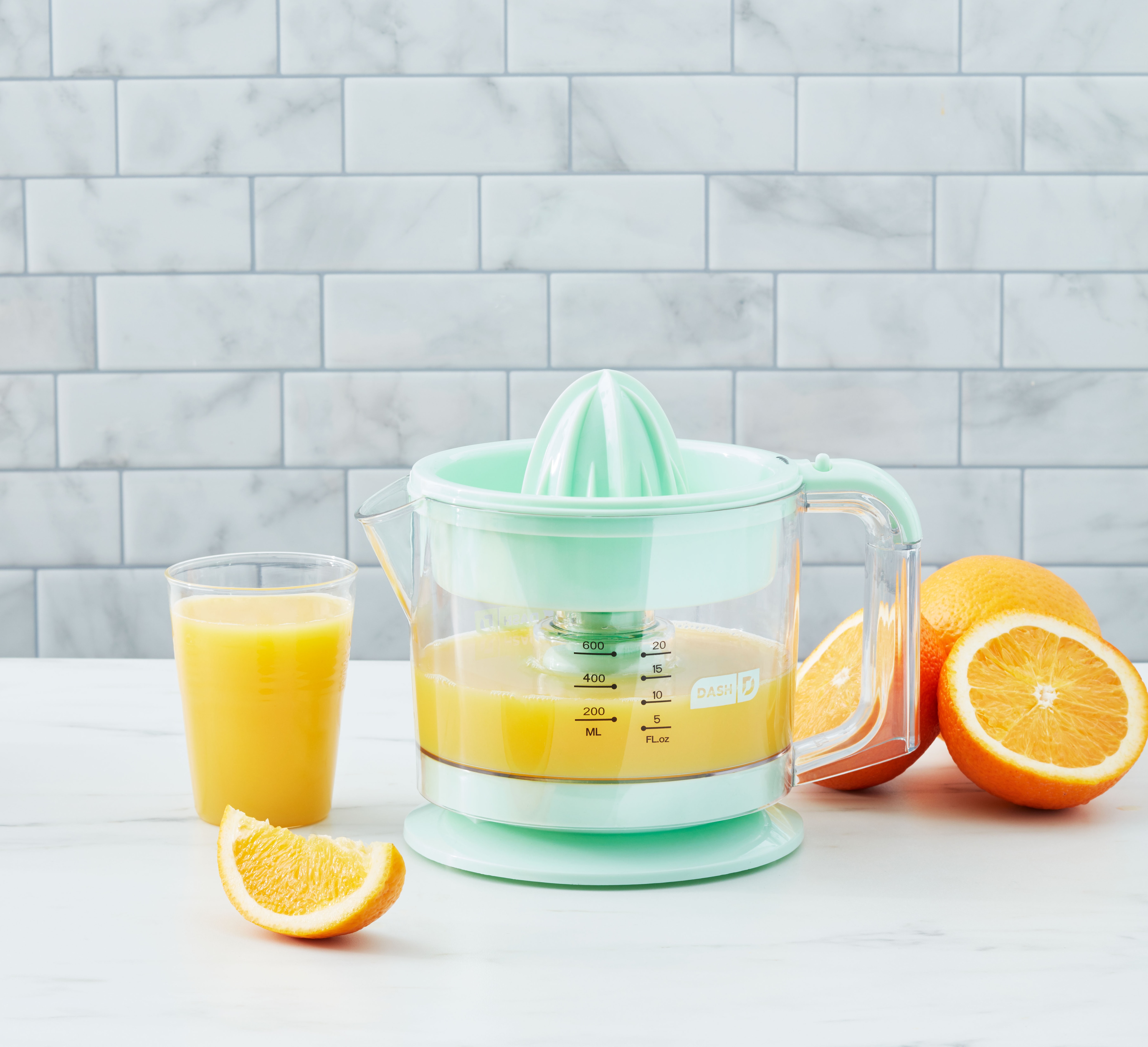 Dash go dual outlet citrus juicer