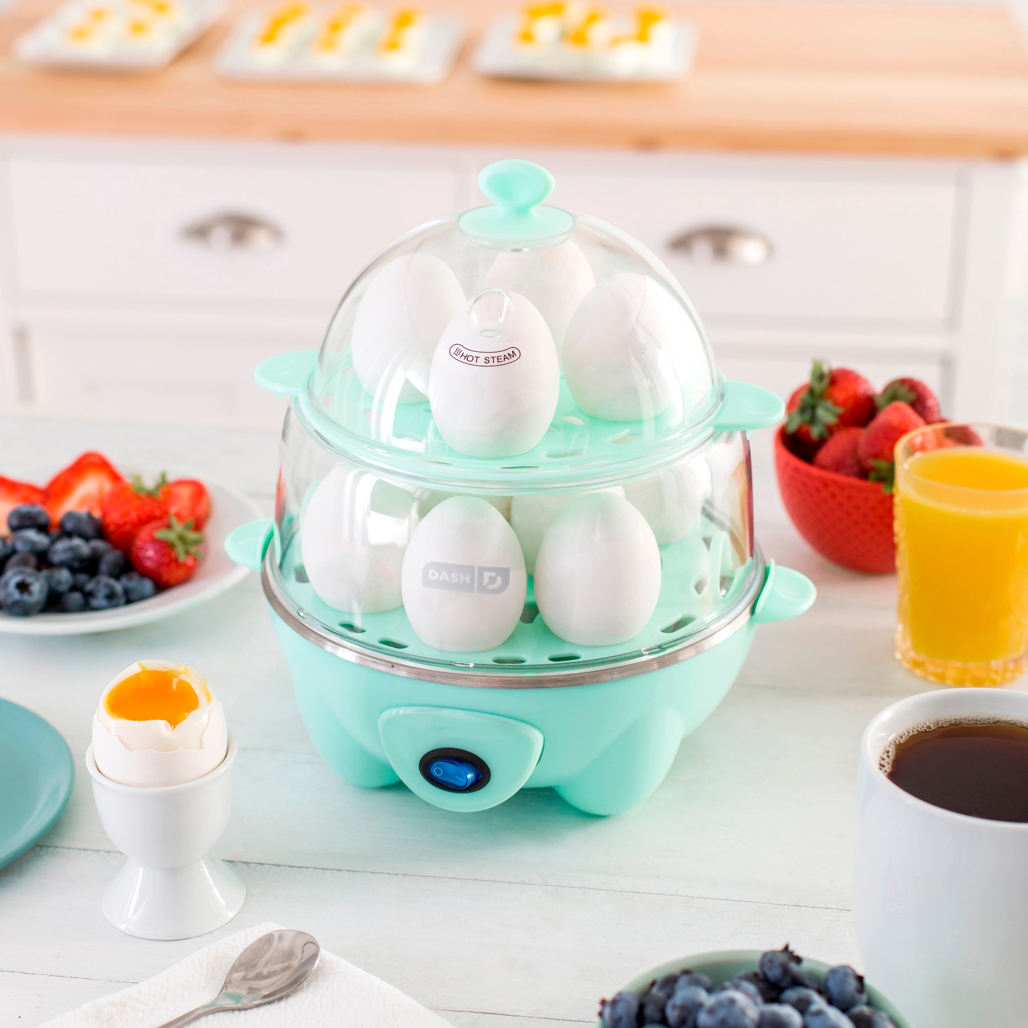 dash deluxe egg cooker stores