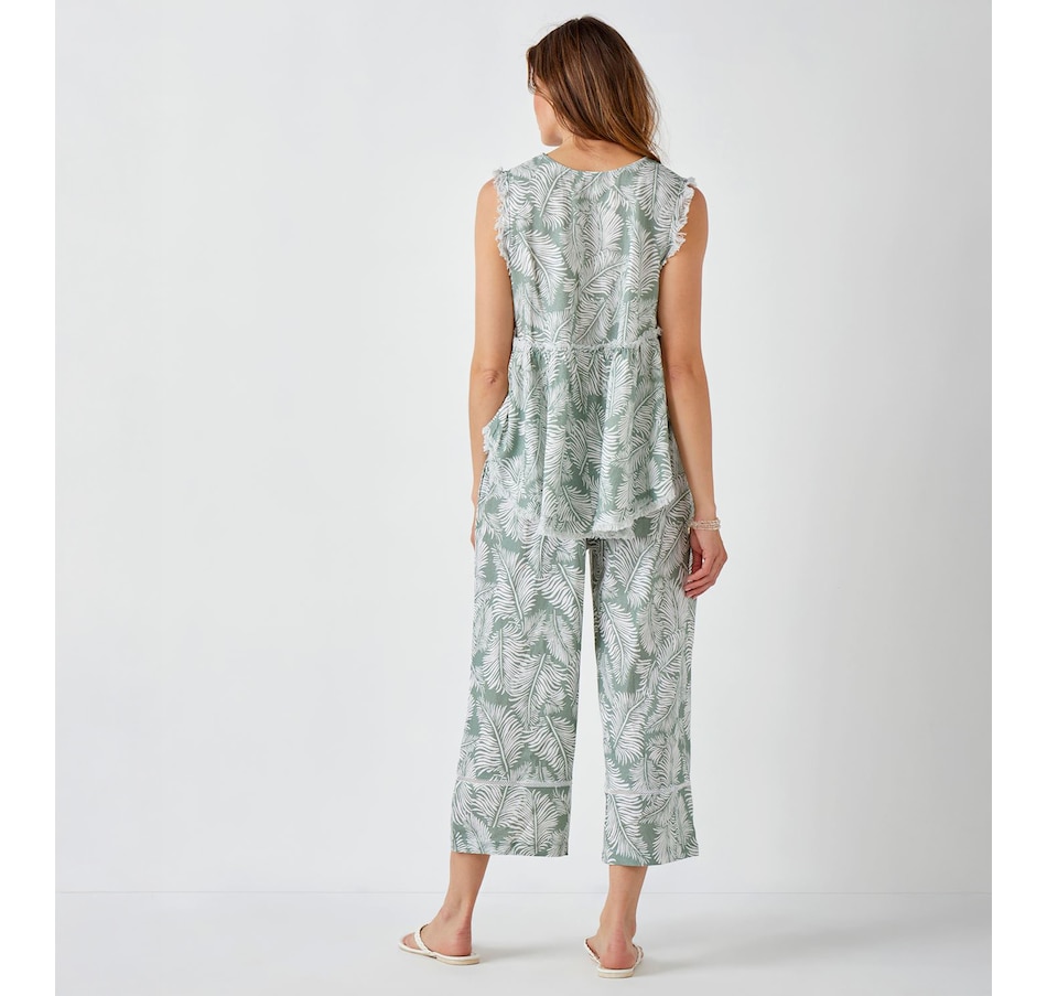 Image 514903_ALTMORE1.jpg, Product 514-903 / Price $39.33, Charlie Paige Linen Blend Printed Capri from Charlie Paige on TSC.ca's Fashion department