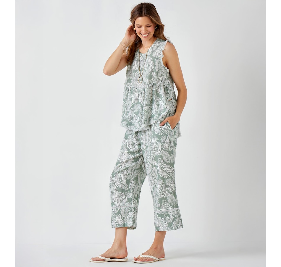 Image 514903_ALTMORE3.jpg, Product 514-903 / Price $39.33, Charlie Paige Linen Blend Printed Capri from Charlie Paige on TSC.ca's Fashion department