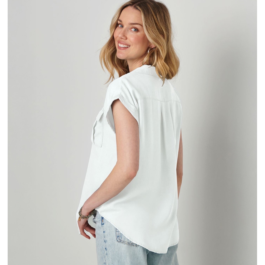 Image 514910_ALTMORE3.jpg, Product 514-910 / Price $29.33, Charlie Paige Button Down Top from Charlie Paige on TSC.ca's Fashion department