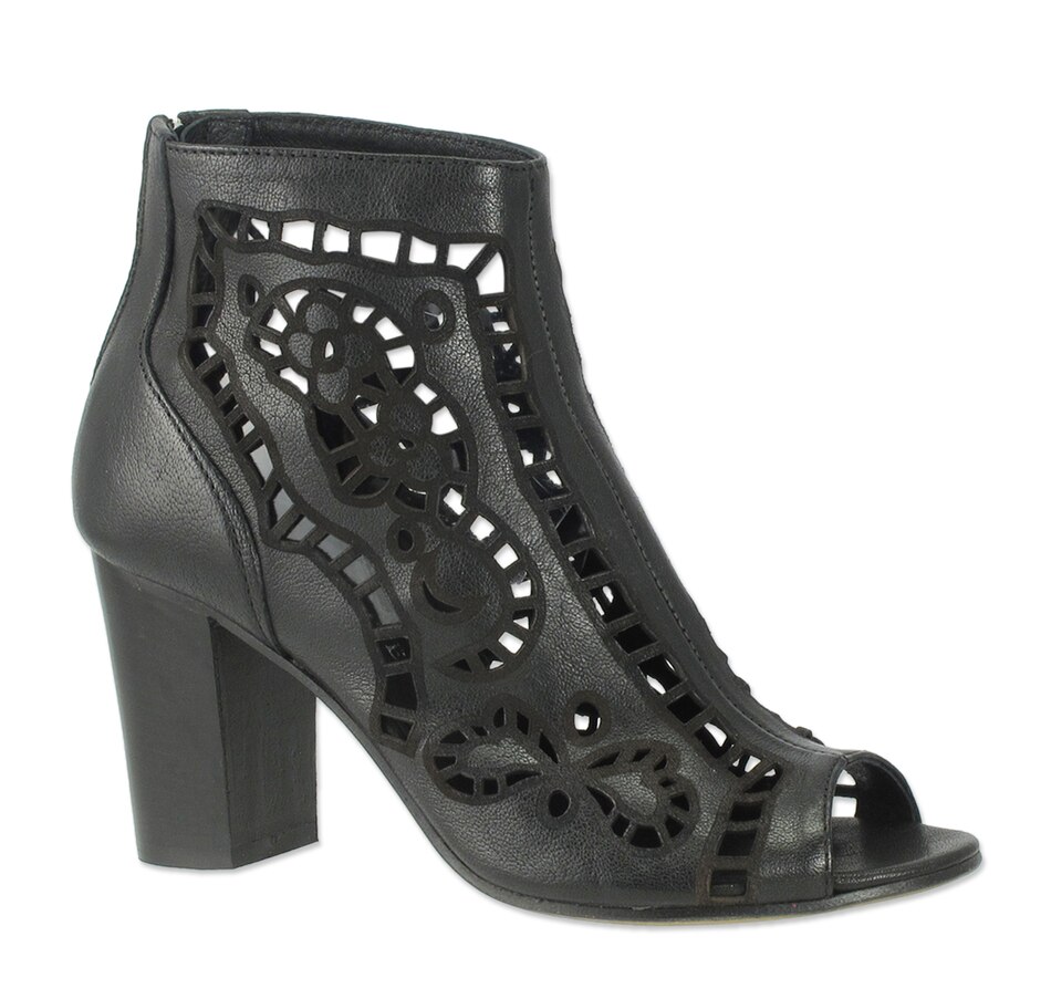 tsc.ca - Ron White Sahara Laser Cut Peep Toe Bootie