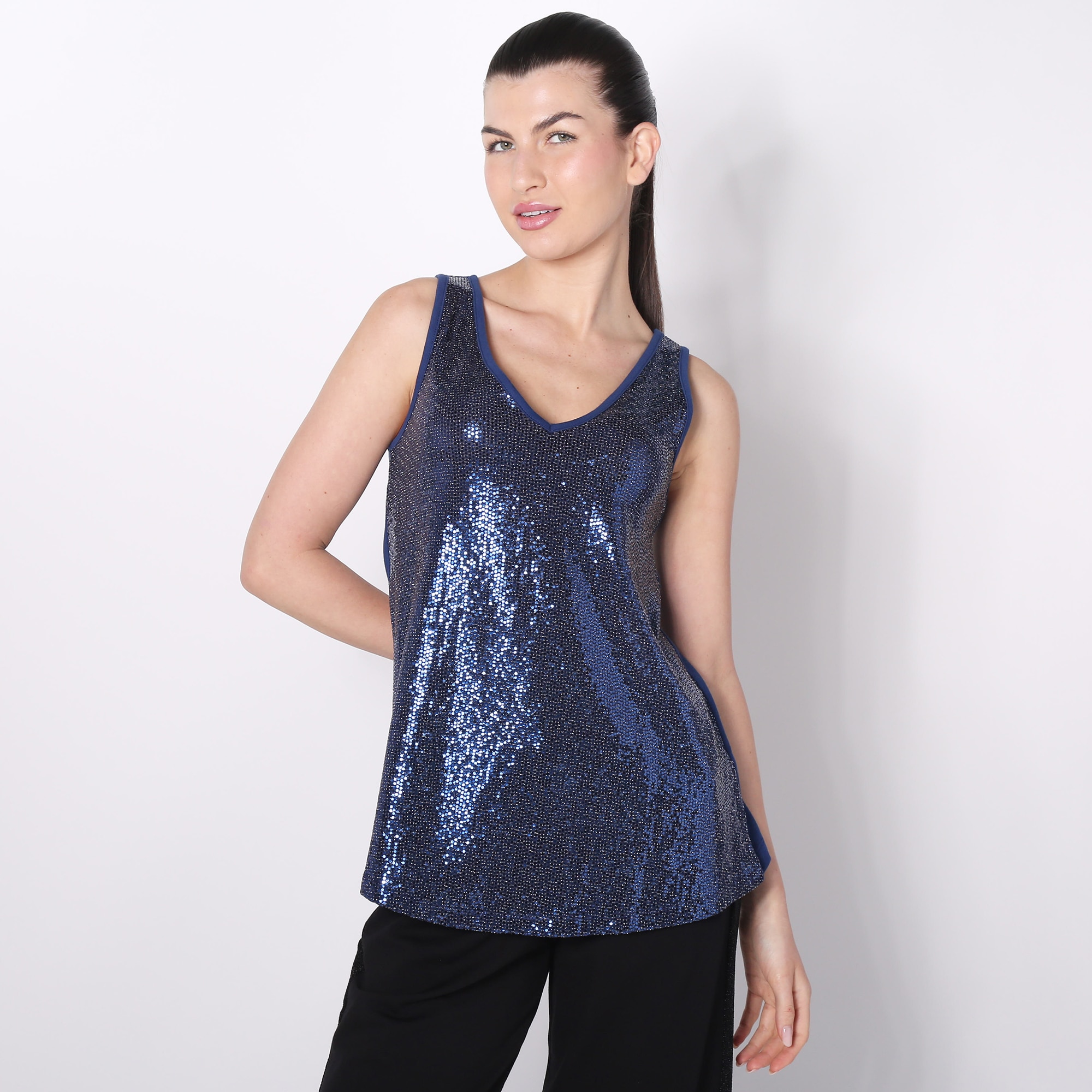 【threetimes】25HS★(S,M) Angela Tee UXRYCLUB | UXRYCLUB SS25 CLASSIC OVERSIZE T-SHIRT Price: 990