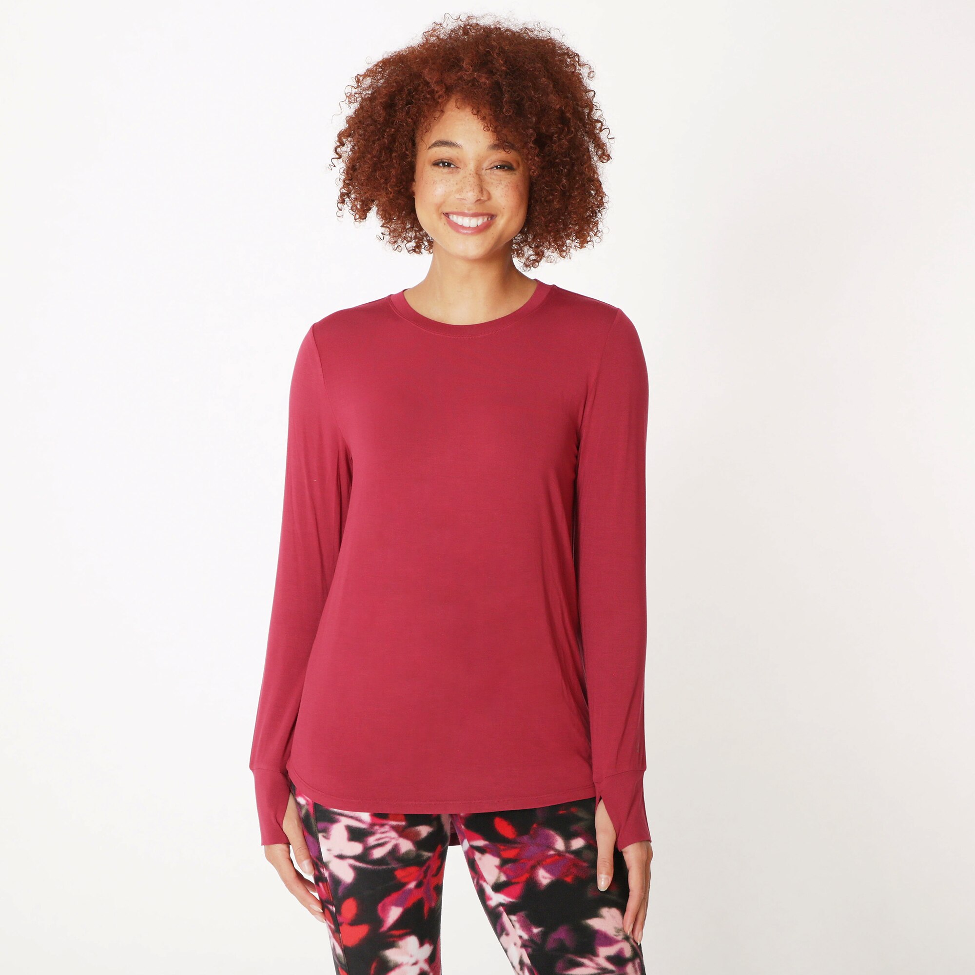 cuddl duds long sleeve crew with thumb holes