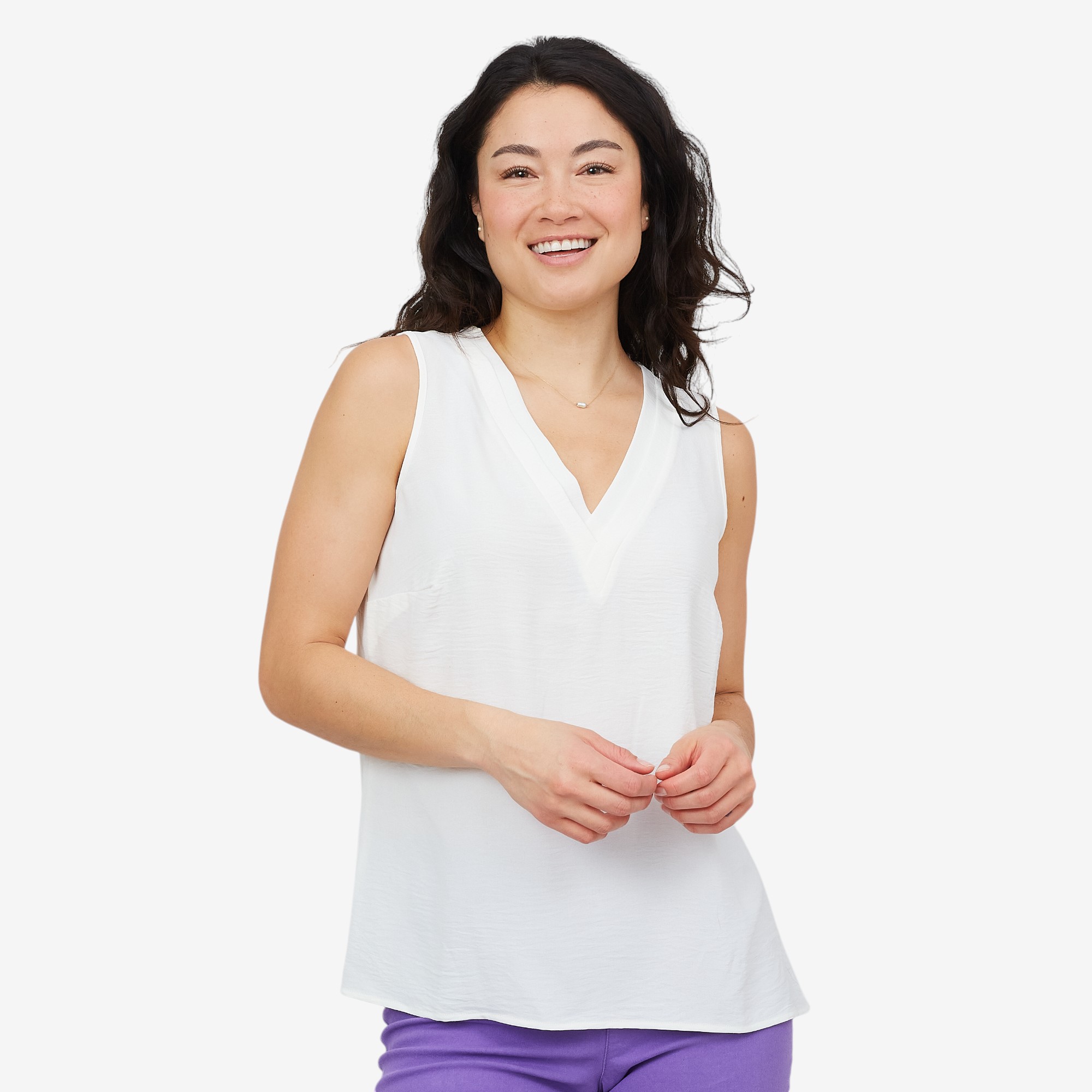 Nina Leonard Sleeveless V-Neck Float Top - TSC.ca