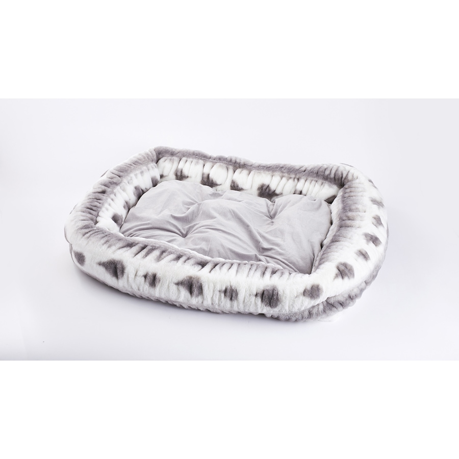 Image 553233_GRCHN.jpg, Product 553-233 / Price $24.33, Guillaume Faux-Fur Pet Bed from Guillaume on TSC.ca's Home & Garden department