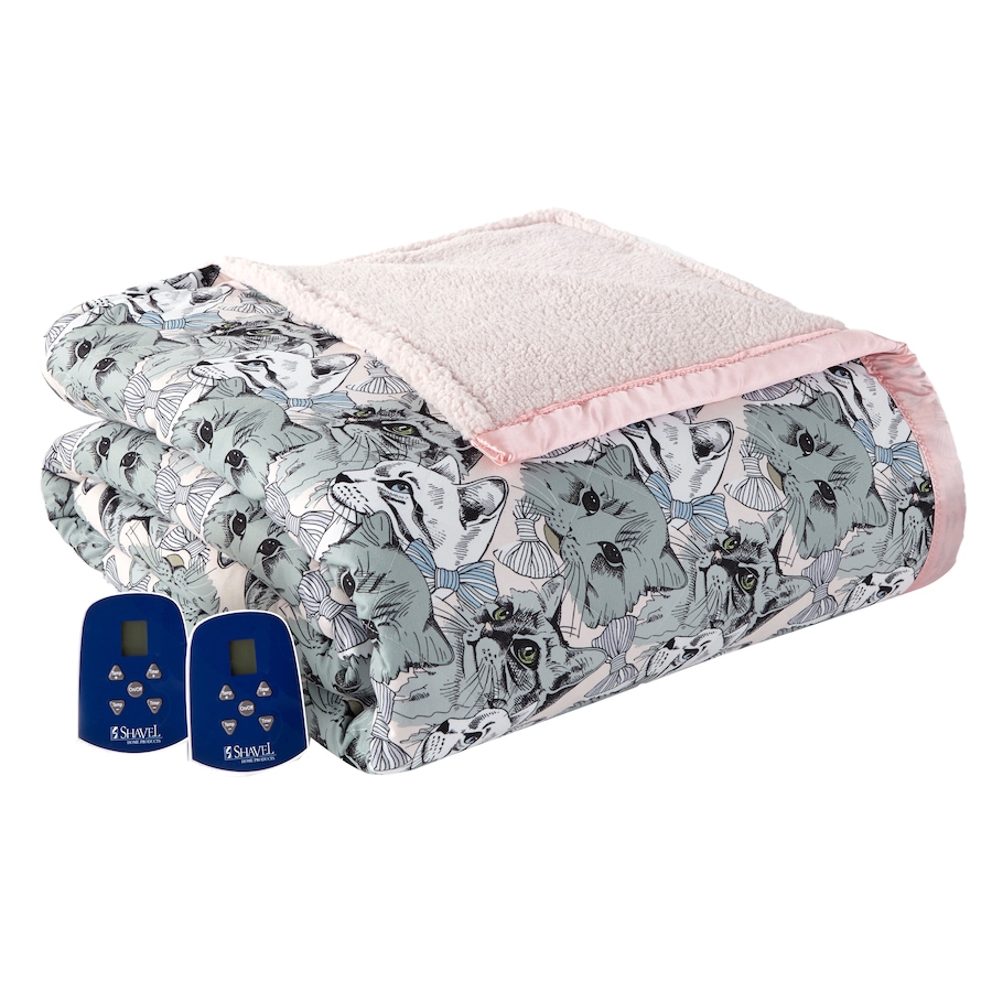 Image 553697_CTLLG.jpg, Product 553-697 / Price $129.88, Home Suite Micro Flannel Reverse to Sherpa Heated Blanket from Home Suite on TSC.ca's Home & Garden department