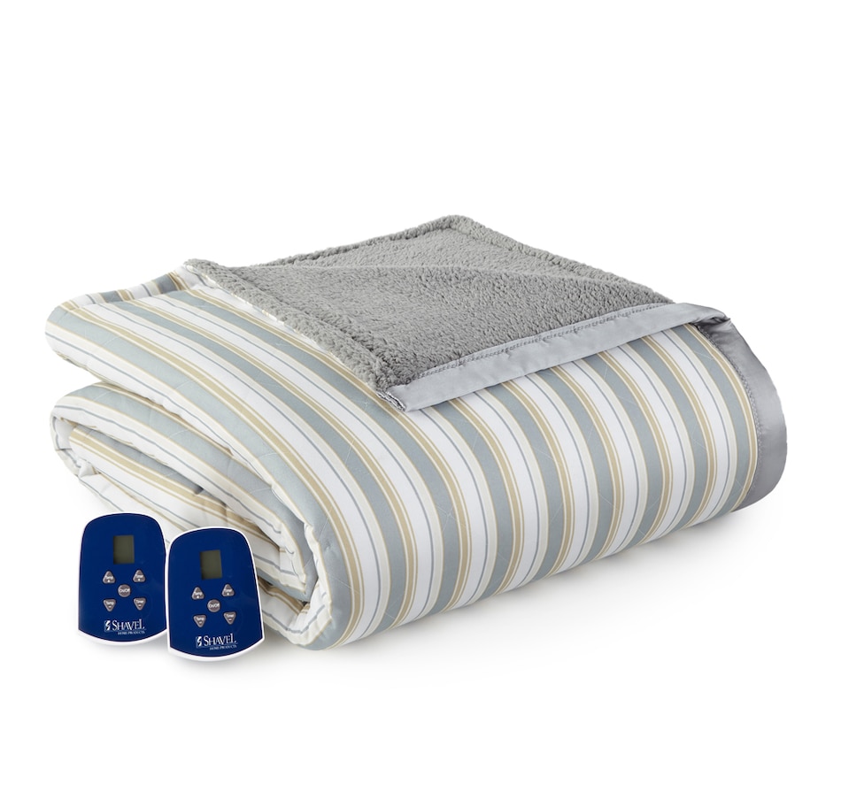 Image 553697_MTSTR.jpg, Product 553-697 / Price $129.88, Home Suite Micro Flannel Reverse to Sherpa Heated Blanket from Home Suite on TSC.ca's Home & Garden department