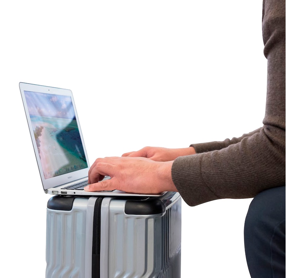 Image 555460_ALTMORE4.jpg, Product 555-460 / Price $59.88, Heys Tekno 21" Carry On from Heys on TSC.ca's Home & Garden department