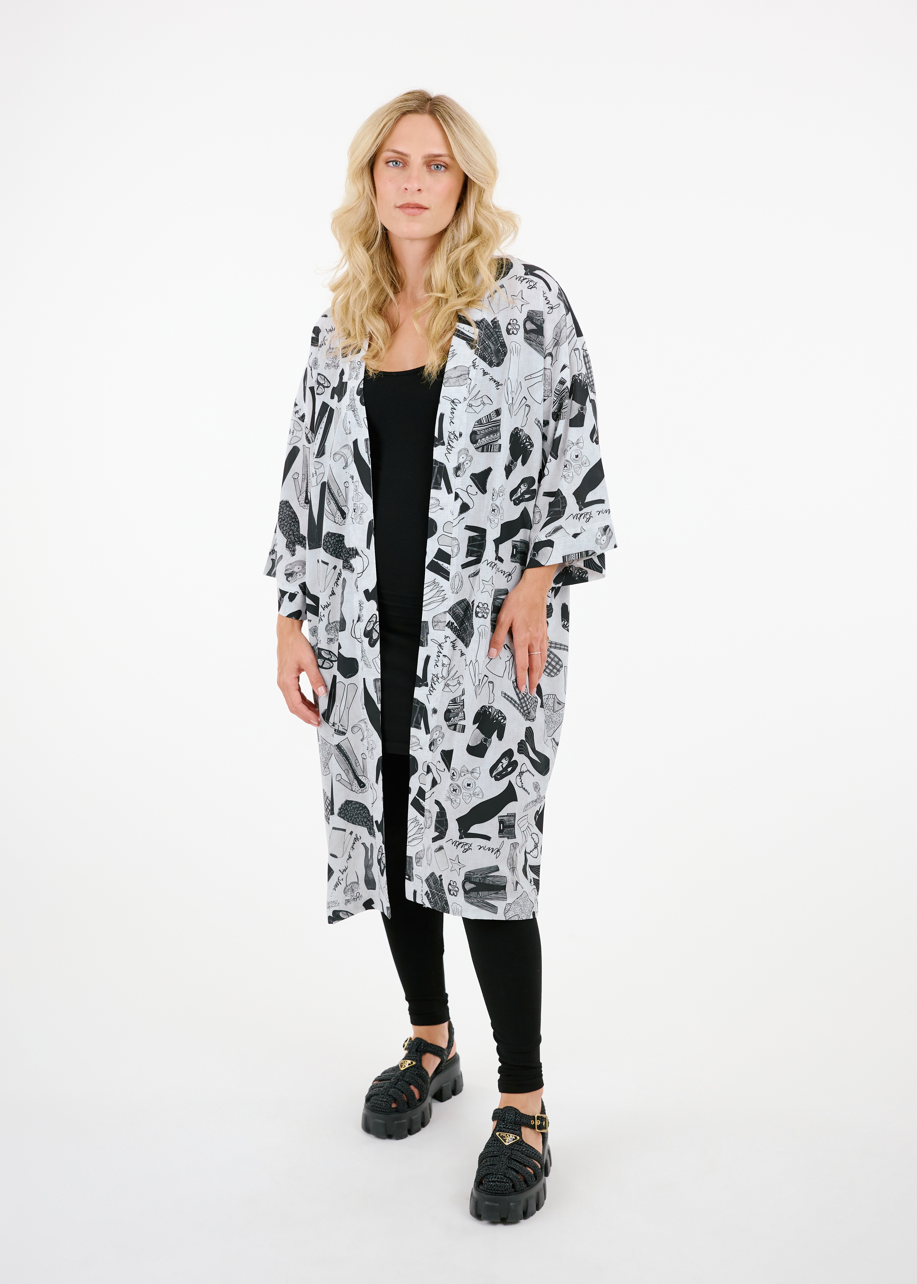 【komuさん専用】BONASTRE MESSENGER KIMONO A4 Bandana Short Kimono – Post Office by Shannon Passero