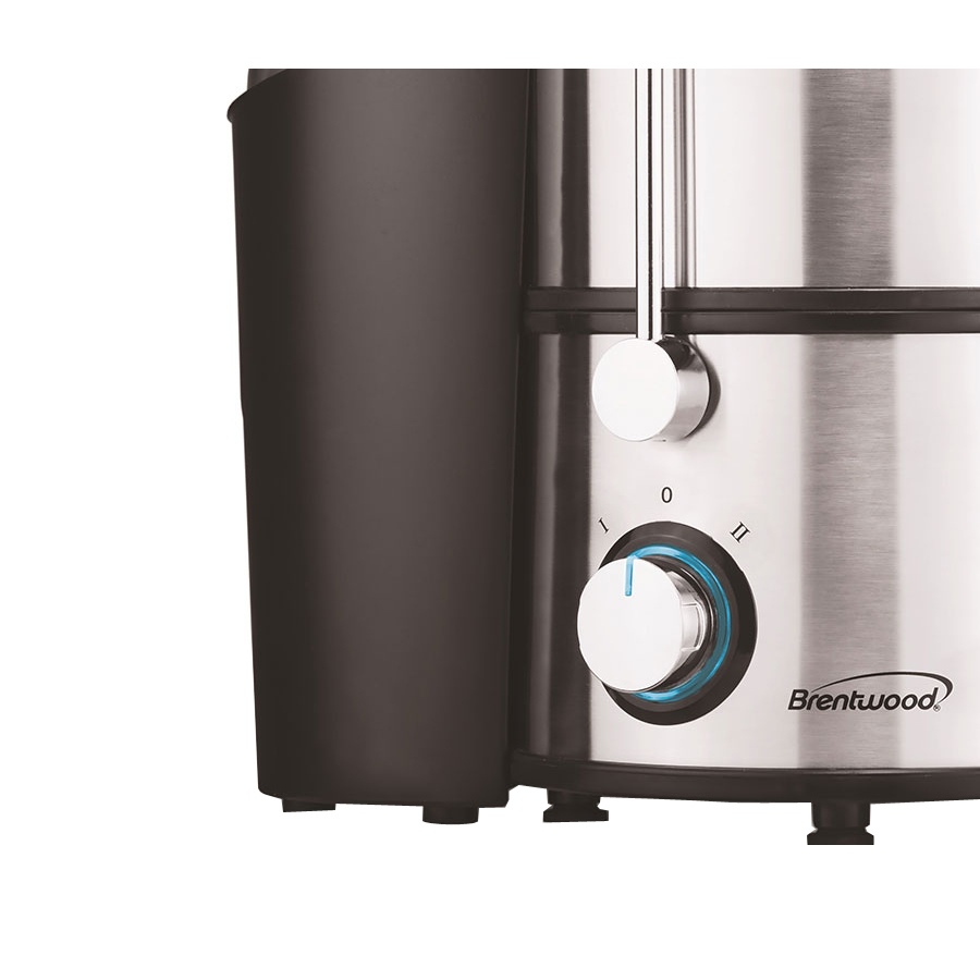 Image 630909_ALTMORE4.jpg, Product 630-909 / Price $149.99, Brentwood 800W Stainless Steel Juicer from Brentwood Appliances on TSC.ca's Kitchen department