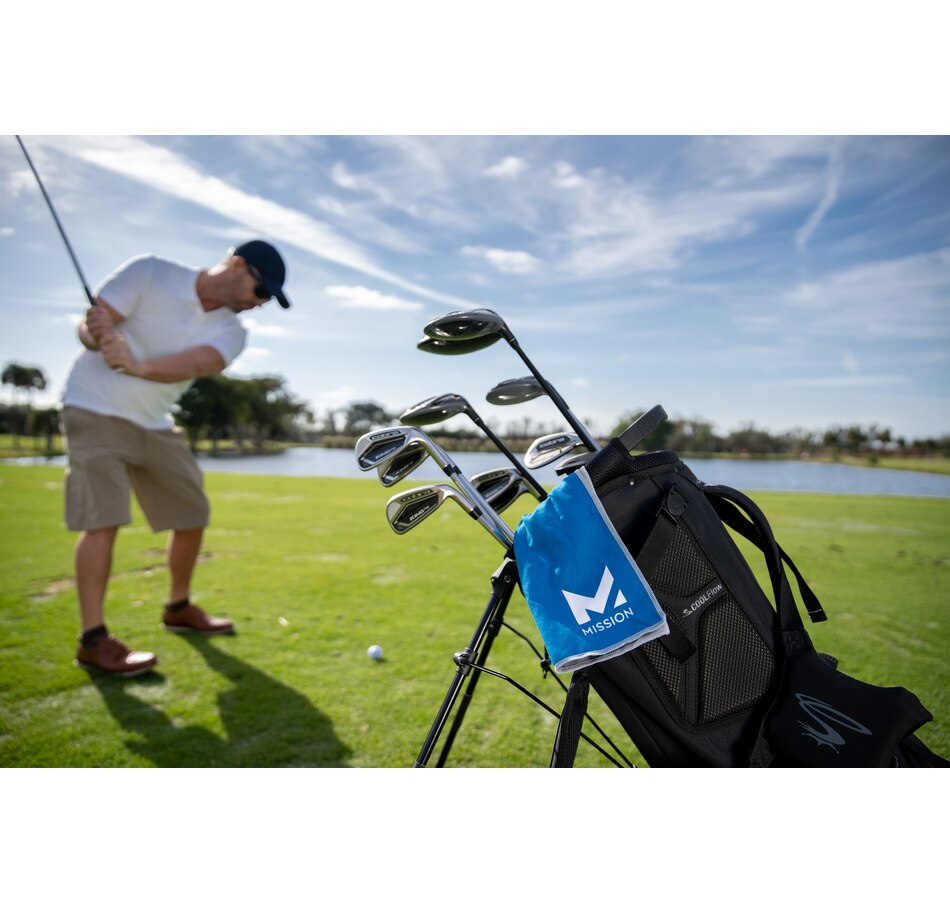 Image 632195_ALTMORE2.jpg, Product 632-195 / Price $17.99, Mission HydroActive Microfiber Towel from Mission on TSC.ca's Health & Fitness department