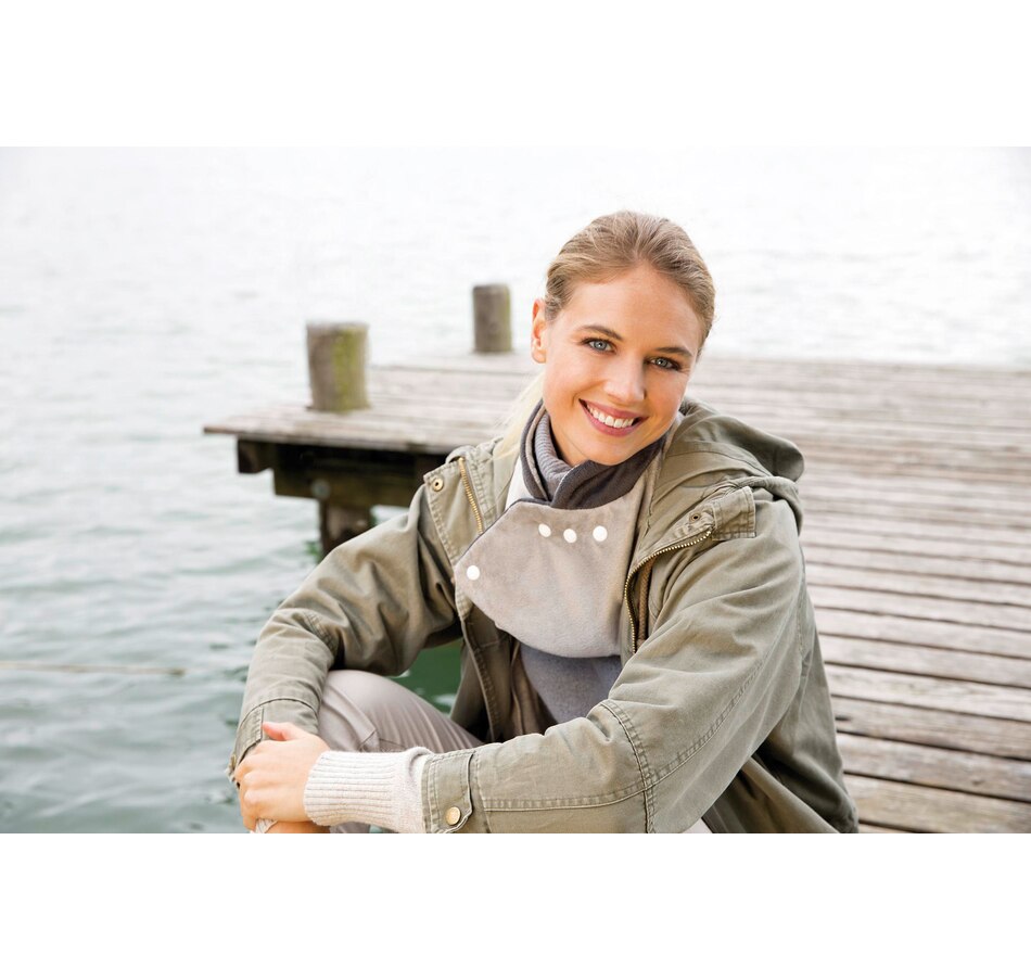 Image 632205_ALTMORE5.jpg, Product 632-205 / Price $99.99, Beurer Neck and Shoulder Heating Wrap from beurer on TSC.ca's Health & Fitness department