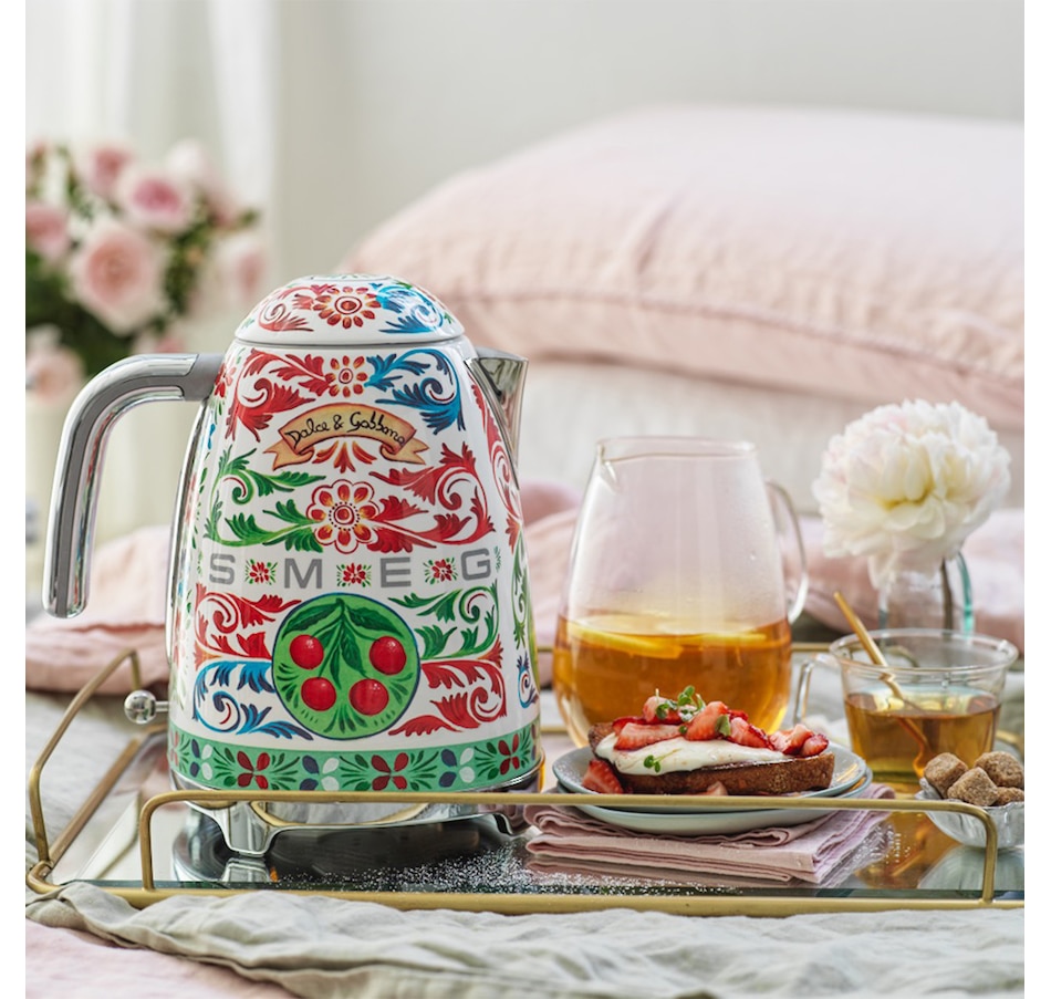 Kitchen - Small Appliances - Coffee, Espresso & Tea - Kettles - Dolce &  Gabbana and SMEG Kettle () - Online Shopping for Canadians