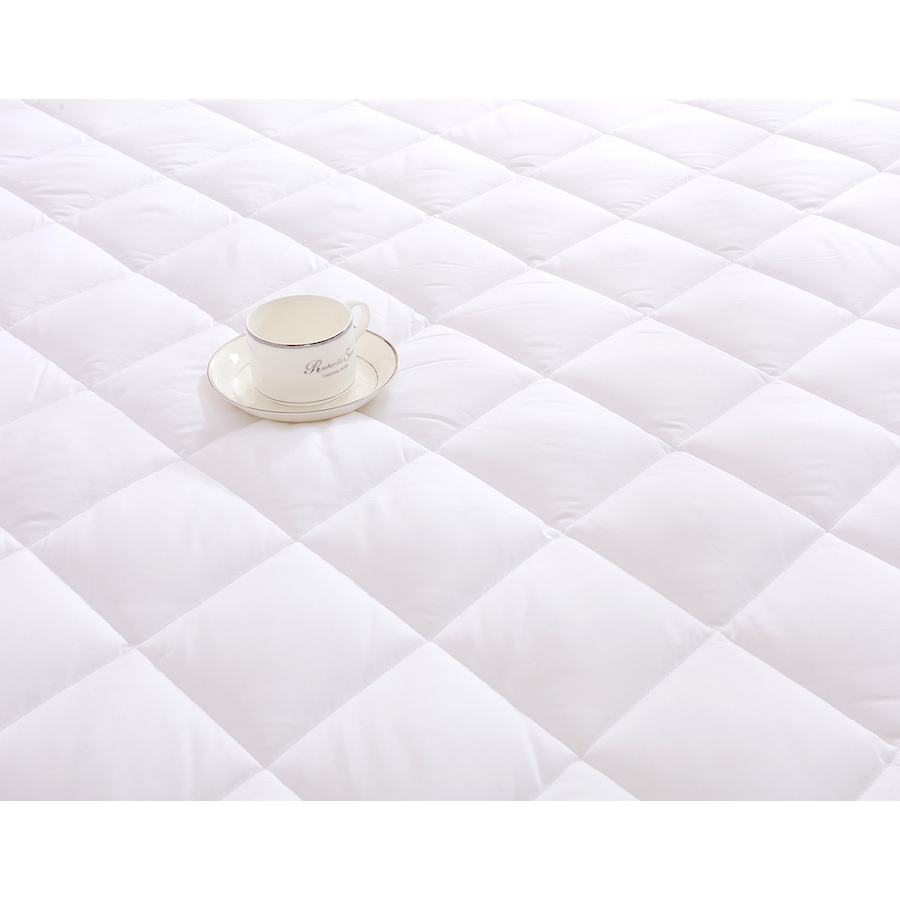 Image 653971_ALTMORE1.jpg, Product 653-971 / Price $79.00 - $105.00, Health-o-pedic Zippered Quilted Mattress Protector from Health-o-pedic on TSC.ca's Home & Garden department