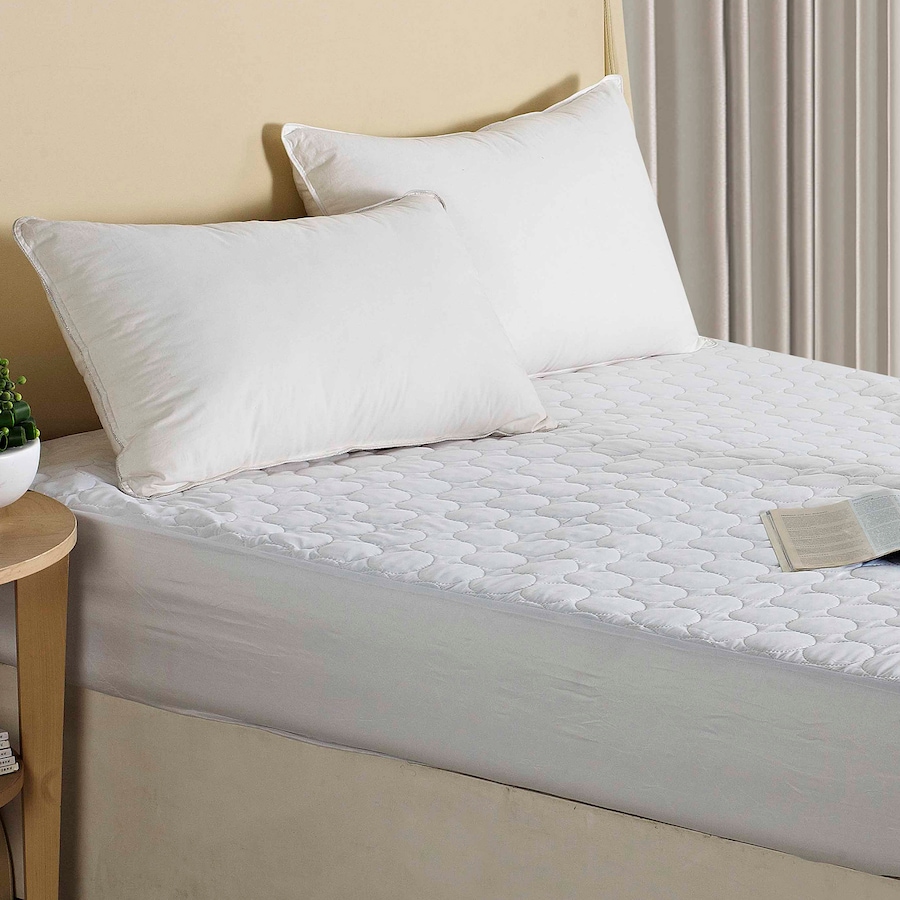 Image 658893.jpg, Product 658-893 / Price $58.00, Millano Quattro Plus Mattress Pad from Millano on TSC.ca's Home & Garden department