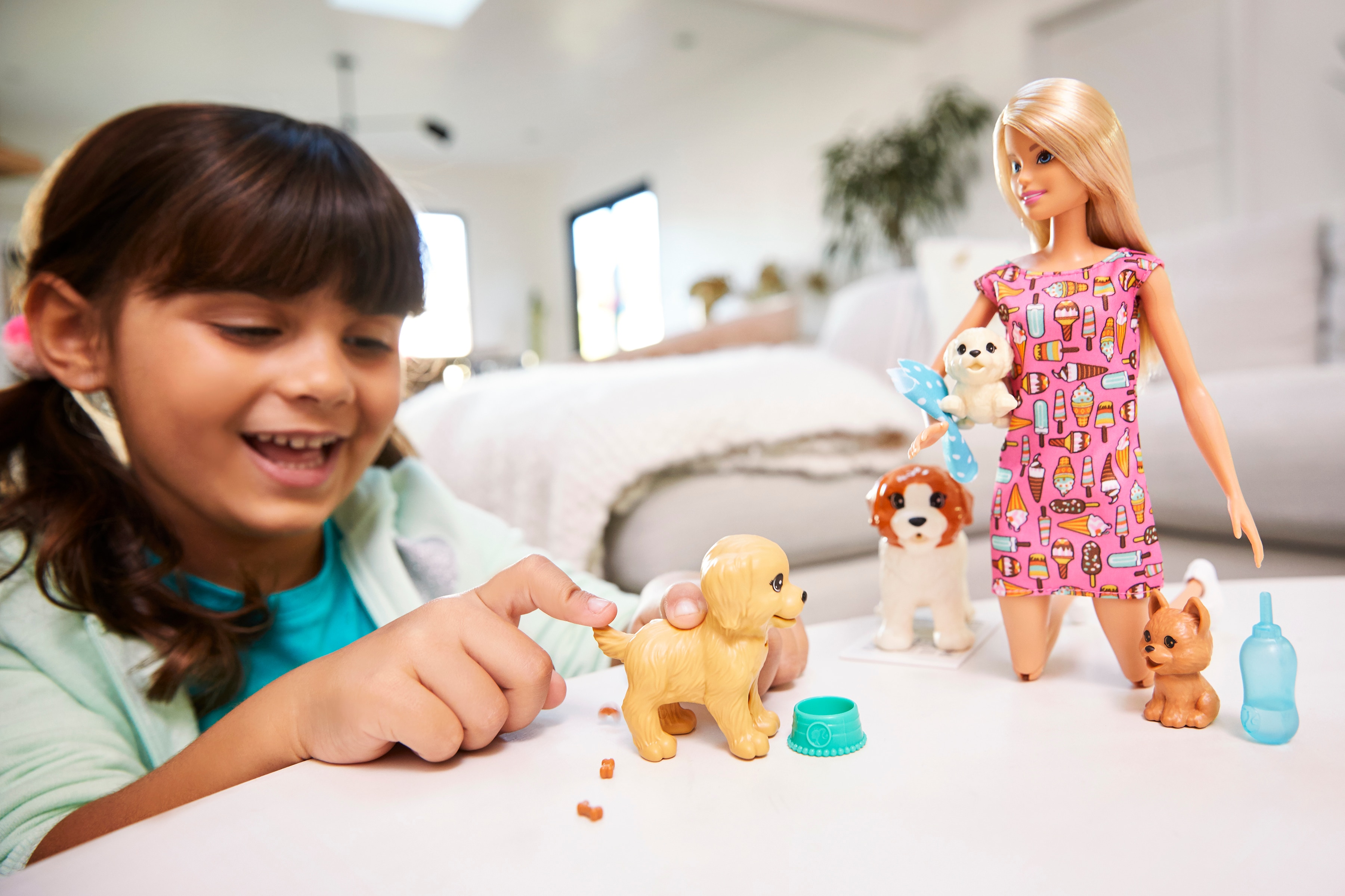 barbie doggy daycare doll and pets