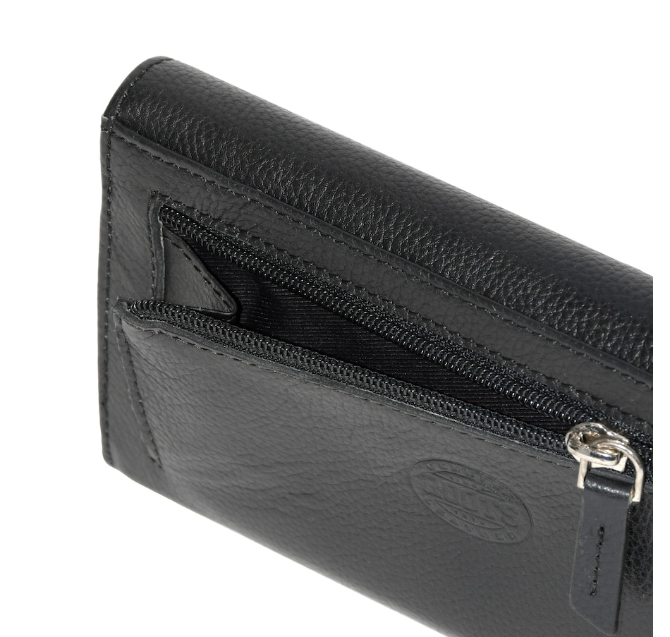 Image 659265_ALTMORE5.jpg, Product 659-265 / Price $120.00, Roots Ladies Large Clutch With Removable Checkbook from ROOTS on TSC.ca's Fashion department