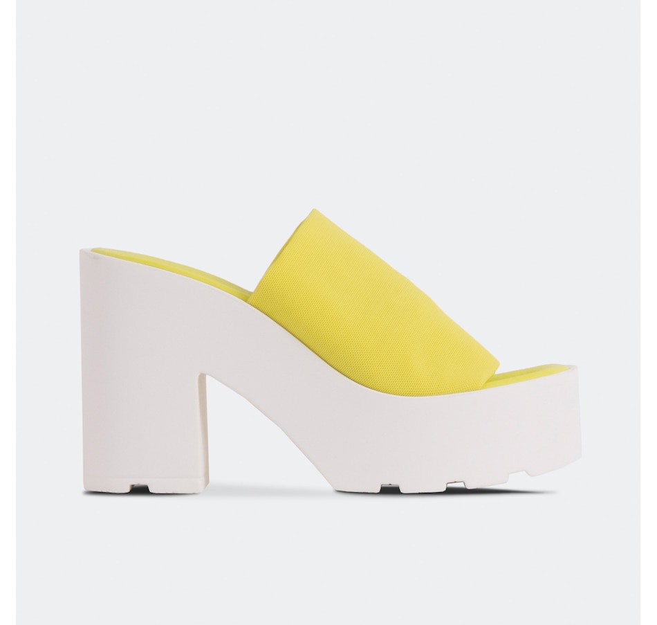 Image 659317_YEL.jpg, Product 659-317 / Price $148.00, L'Intervalle Carangi Sandal from L'Intervalle on TSC.ca's Shoes department