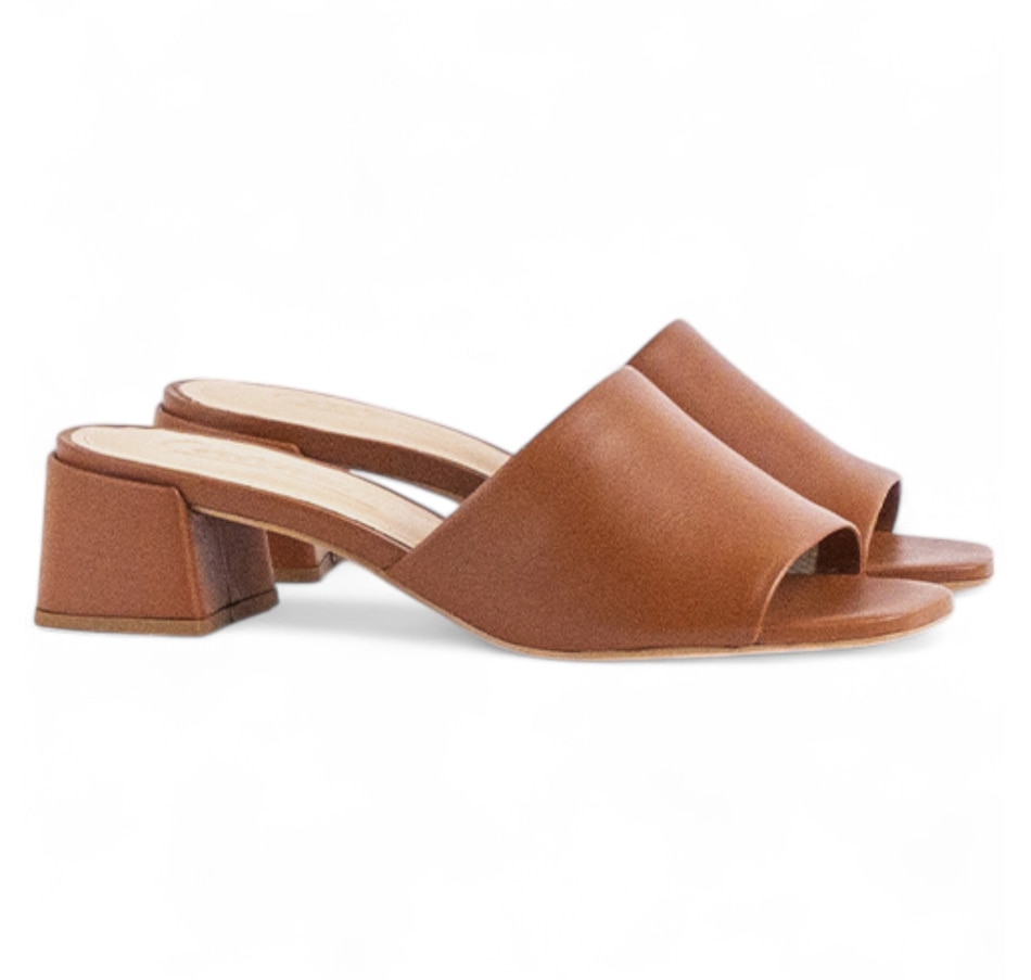 Image 664533_ALTMORE1.jpg, Product 664-533 / Price $128.00, L'Intervalle Fortunata Mule from L'Intervalle on TSC.ca's Shoes department