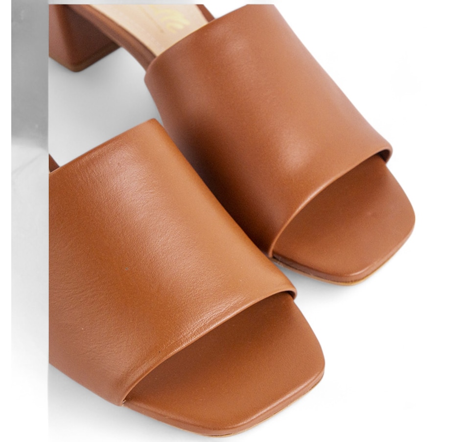 Image 664533_ALTMORE3.jpg, Product 664-533 / Price $128.00, L'Intervalle Fortunata Mule from L'Intervalle on TSC.ca's Shoes department