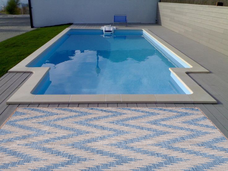 Carnival Indoor/Outdoor Zig-Zag Polypropylene Rug - TSC.ca