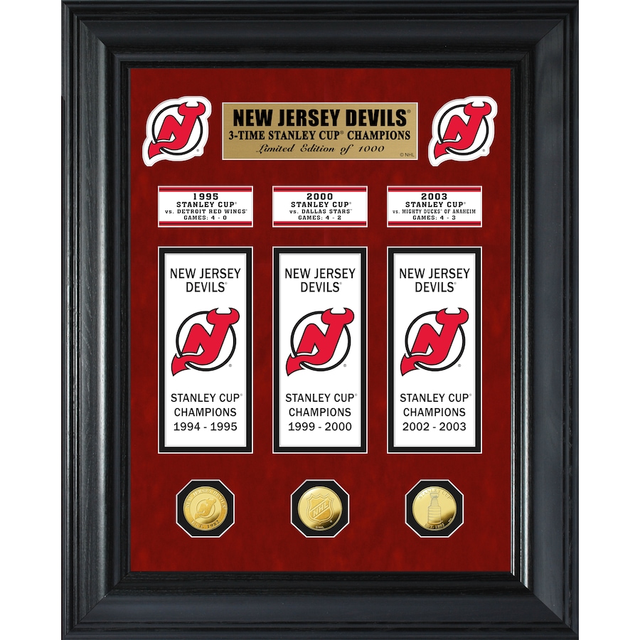 Image 667986.jpg, Product 667-986 / Price $180.99, New Jersey Devils Stanley Cup Deluxe Banner Collection Photo Mint from Highland Mint on TSC.ca's Sports department