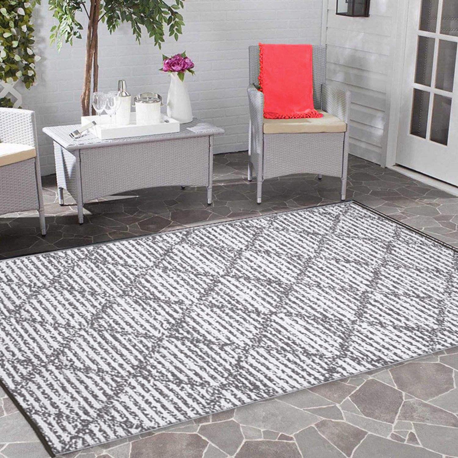 Viana Quick Dry Reversible Indoor/Outdoor Plastic Rug - TSC.ca