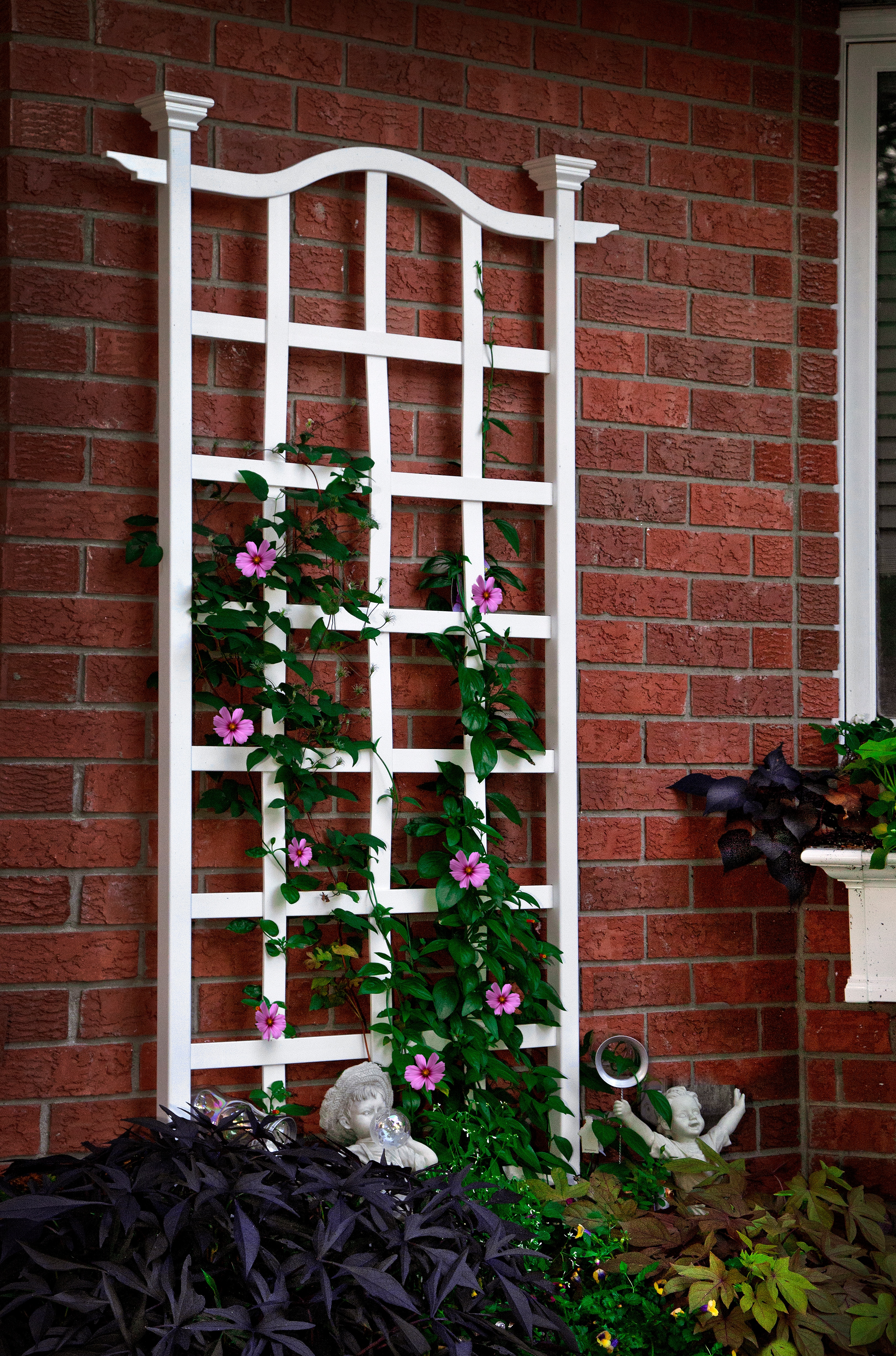 New England Arbors - TSC.ca