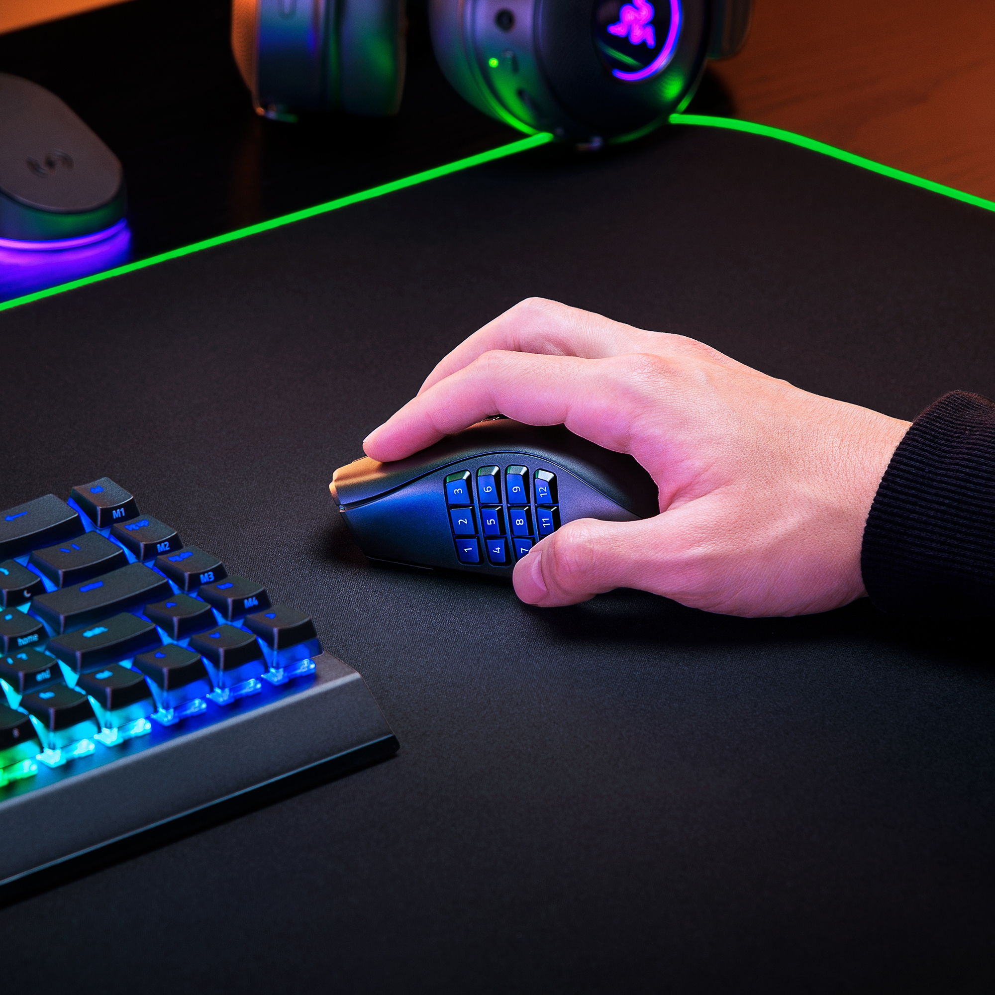 Razer Naga V2 Pro Wireless MMO Gaming Mouse - TSC.ca