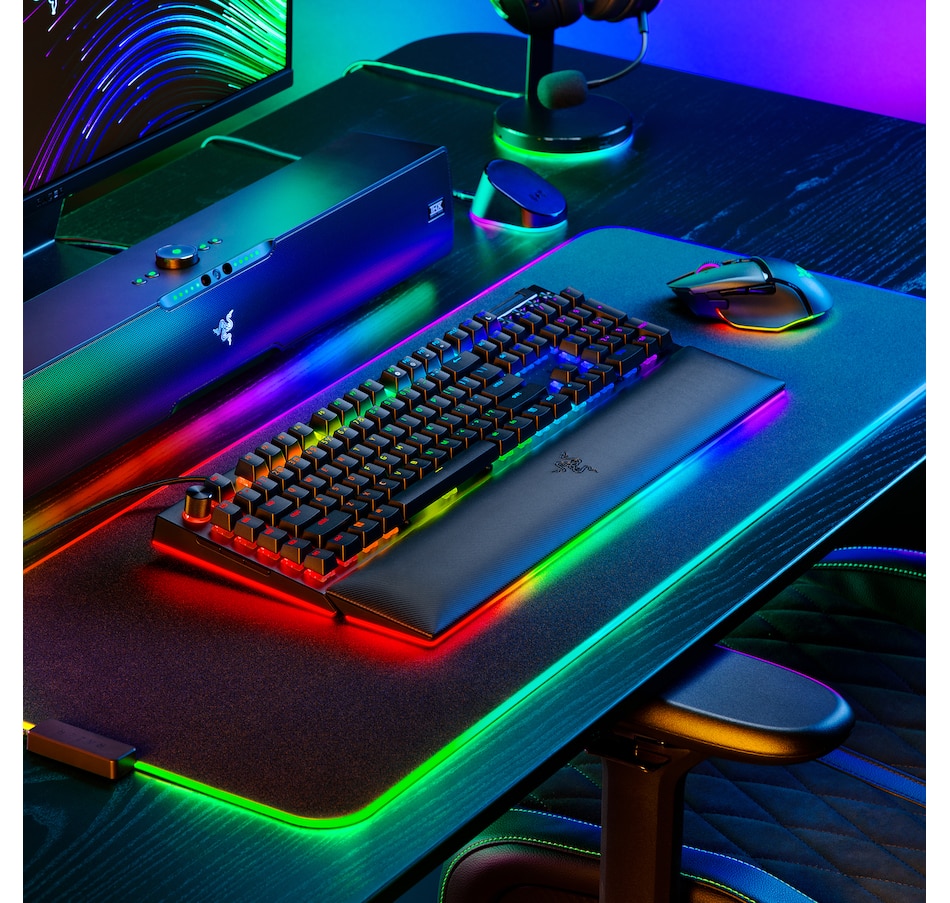 Image 701123_ALTMORE9.jpg, Product 701-123 / Price $329.99, Razer BlackWidow V4 Pro Mechanical Gaming Keyboard from Razer on TSC.ca's Electronics department