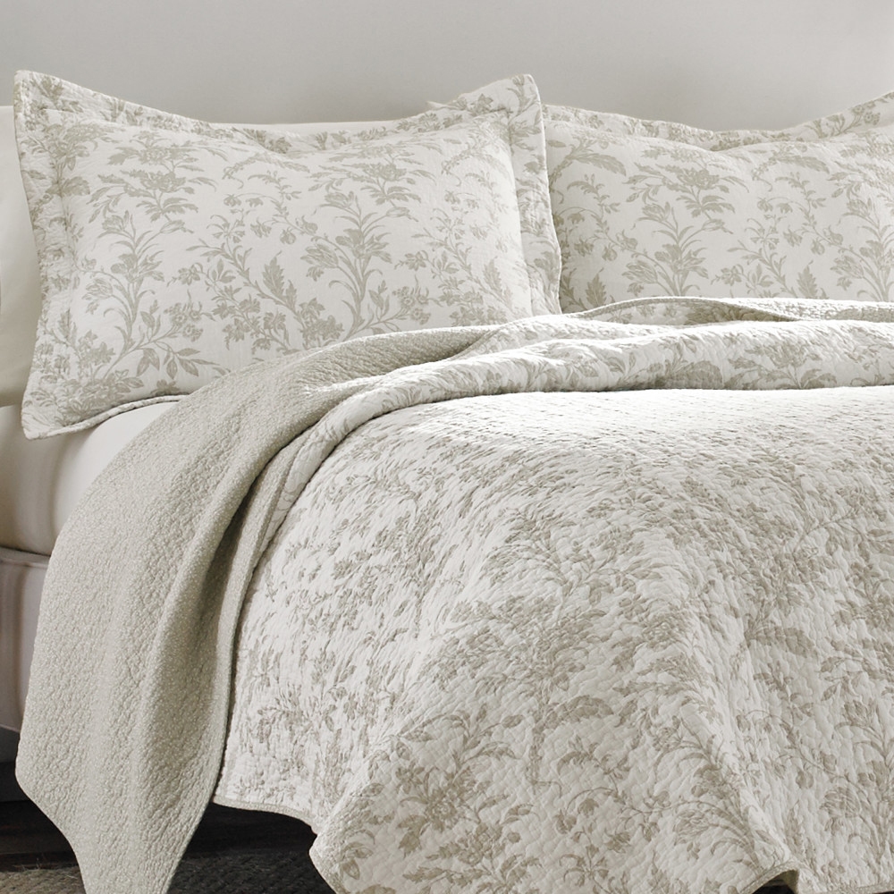 Laura Ashley Amberley Reversible Quilt Set - TSC.ca