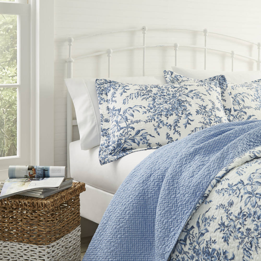 Laura Ashley Bedford Reversible Quilt Set - TSC.ca
